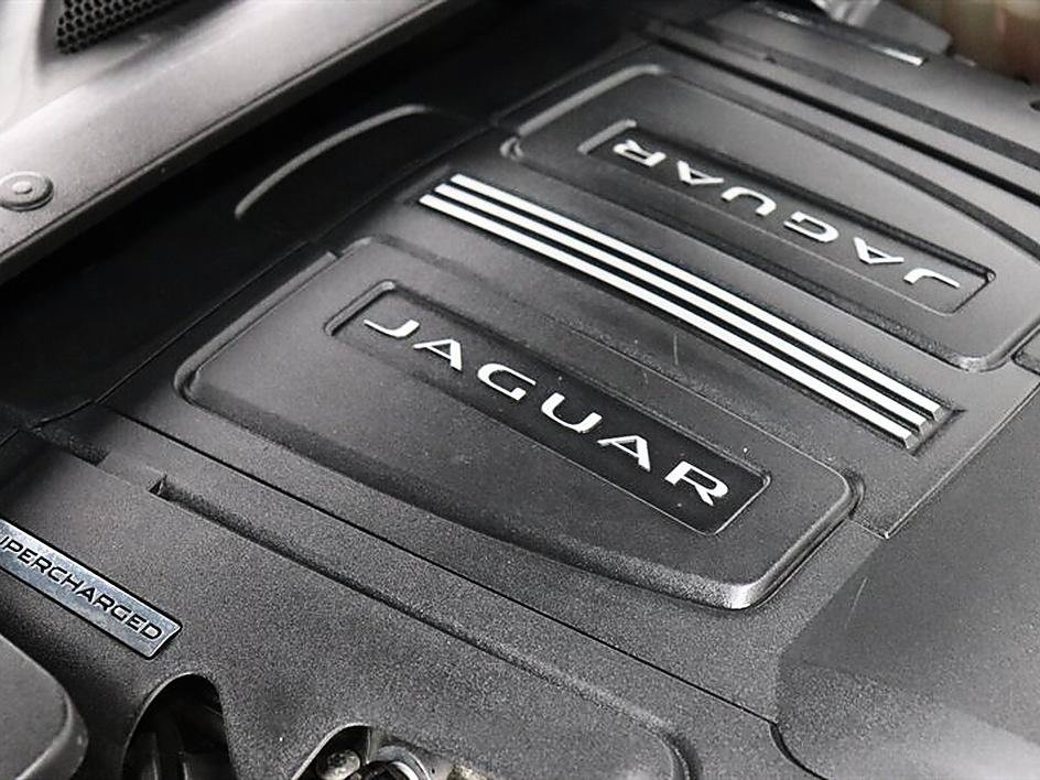 Used 2015 Jaguar XJ L Portfolio RWD image 58
