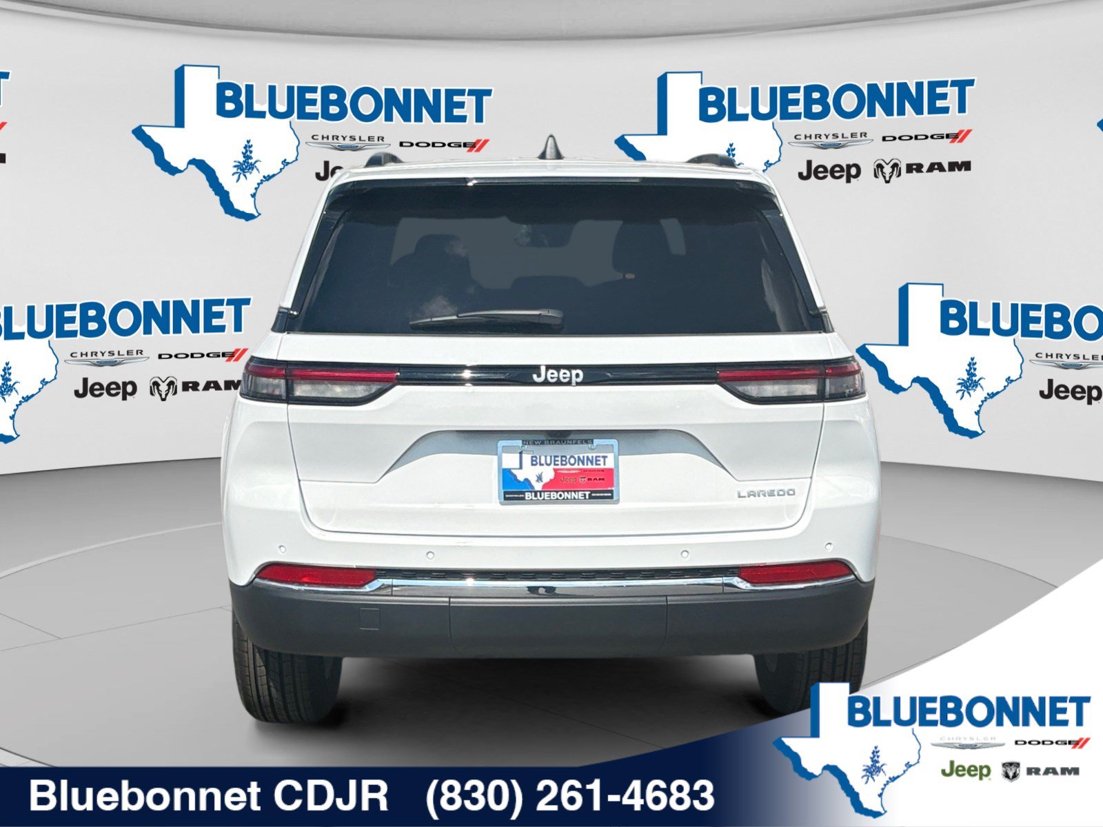 New 2026 Jeep Grand Cherokee Laredo X RWD image 6