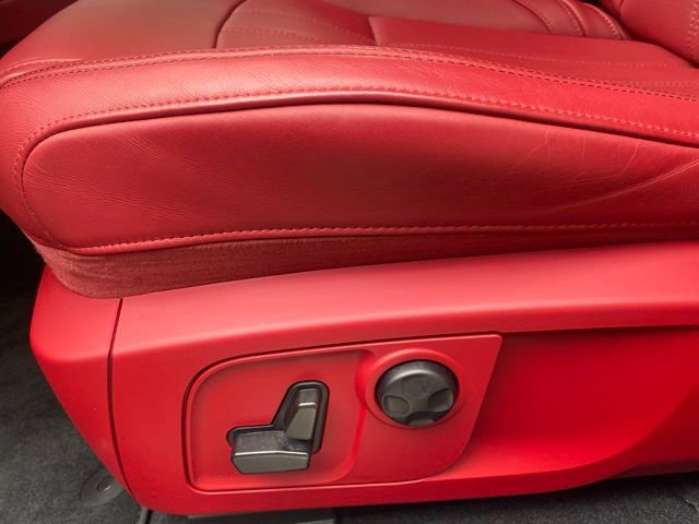 Used 2019 Maserati Levante GTS image 23