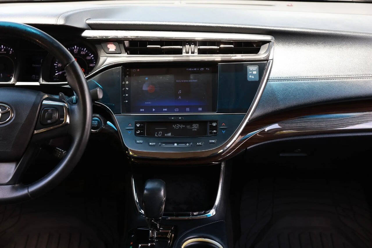 Used 2015 Toyota Avalon XLE FWD image 43