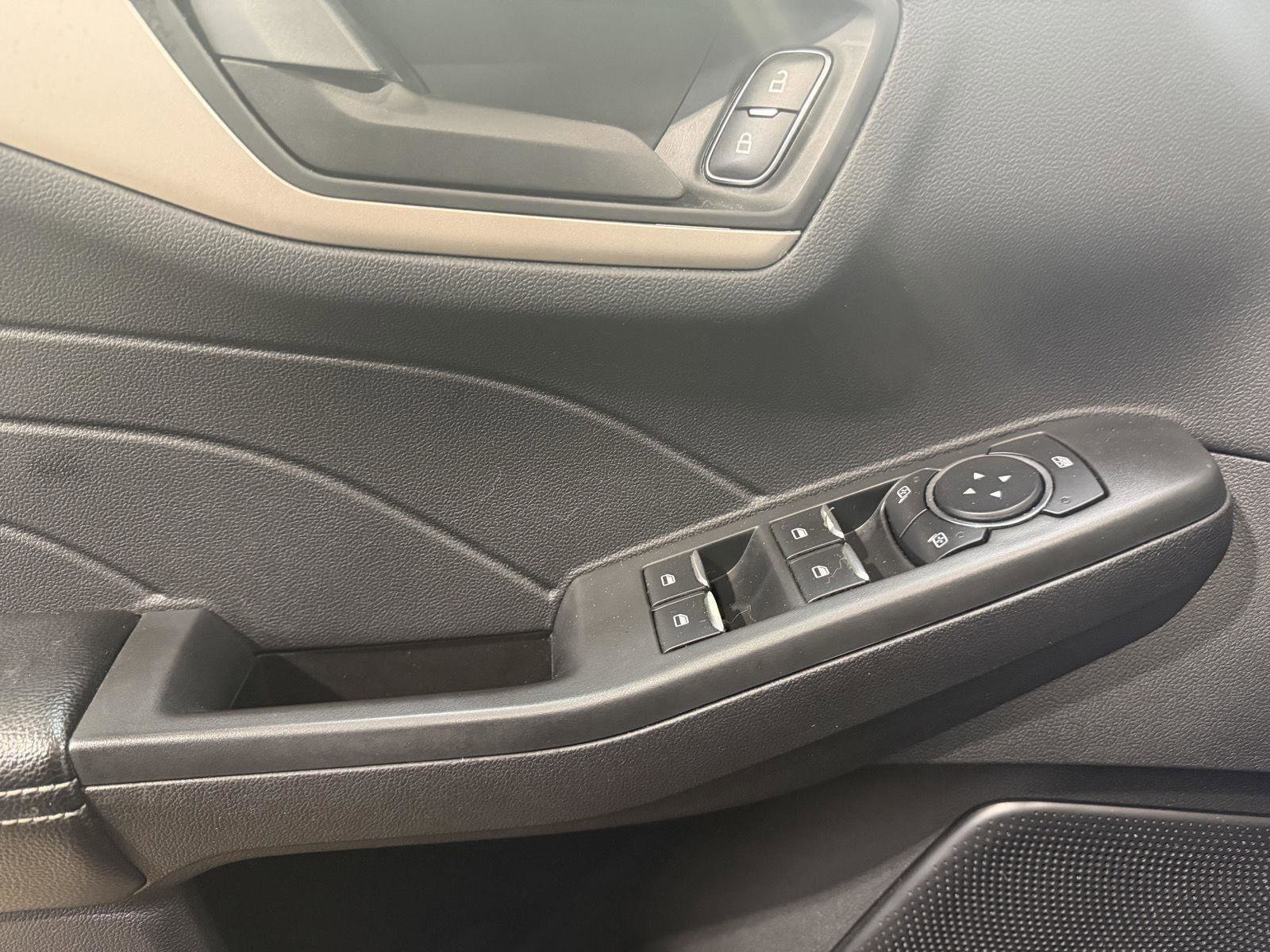 Used 2022 Ford Escape SE AWD/4WD image 11