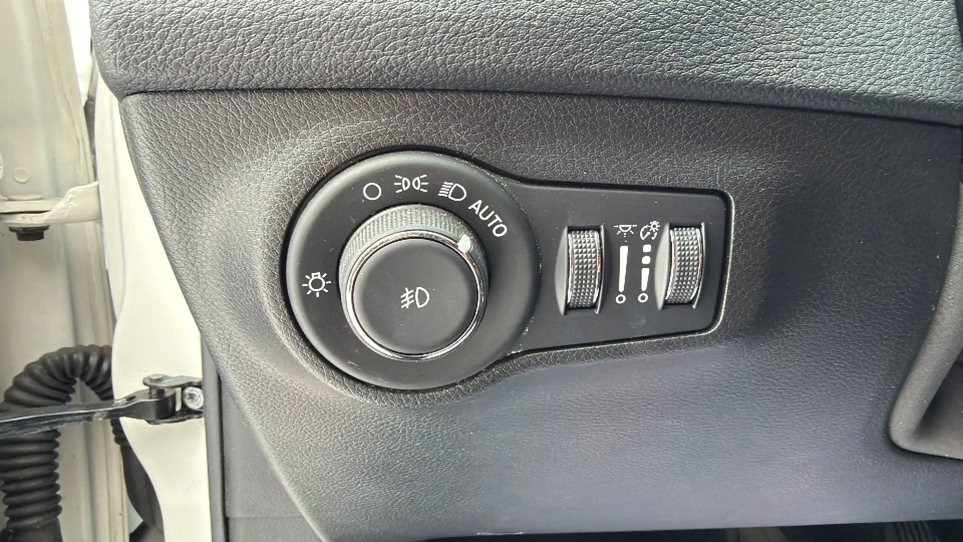 Used 2020 Jeep Compass Latitude image 19