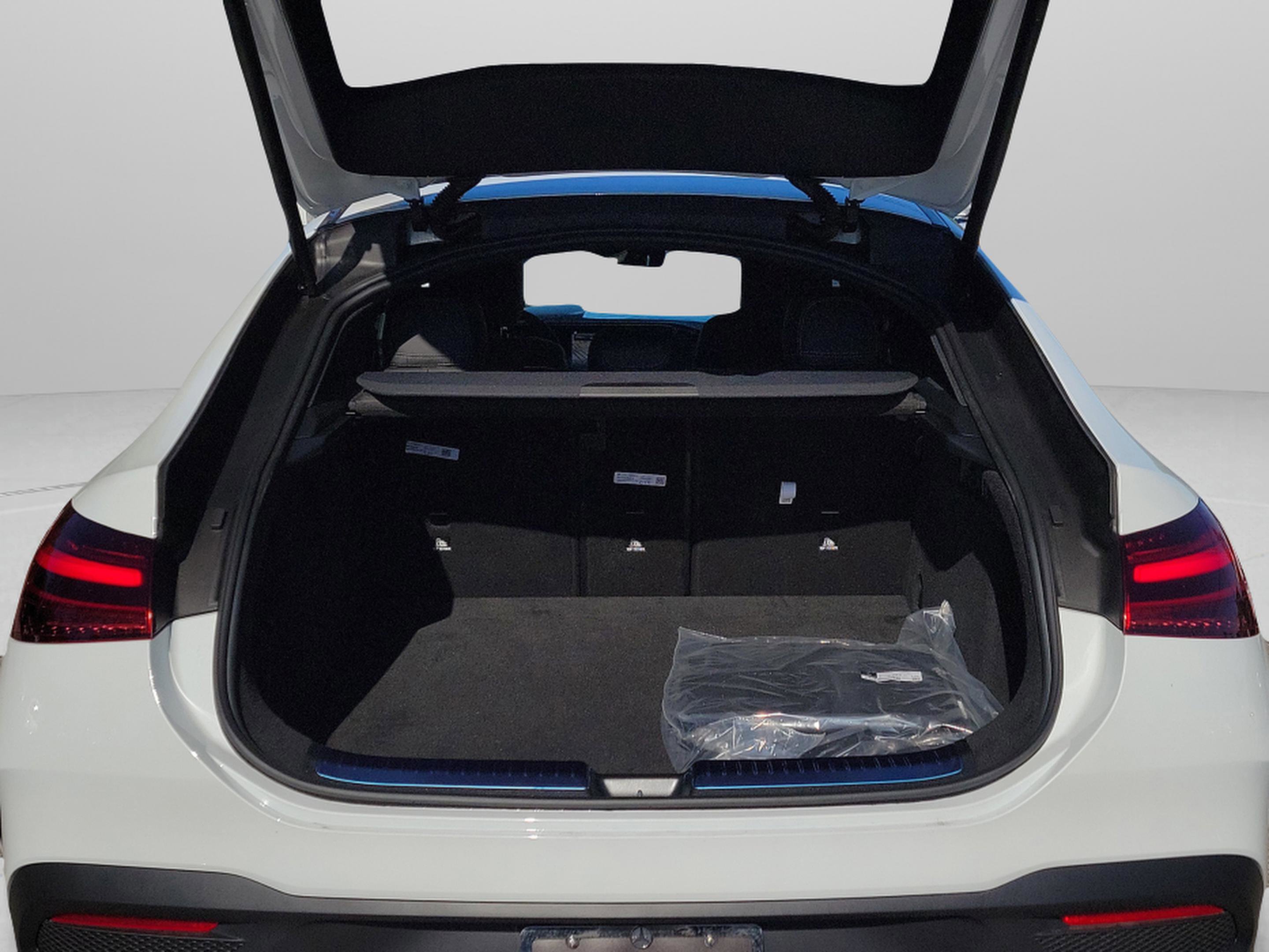 New 2026 Mercedes-Benz GLE 53 AMG 4MATIC Coupe image 32