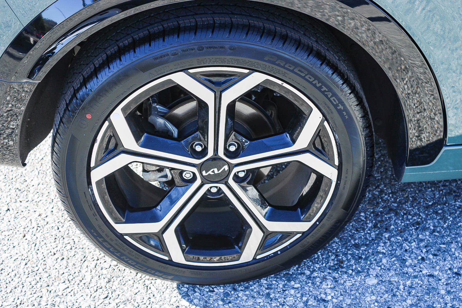 Used 2023 Kia Niro EX Touring image 12