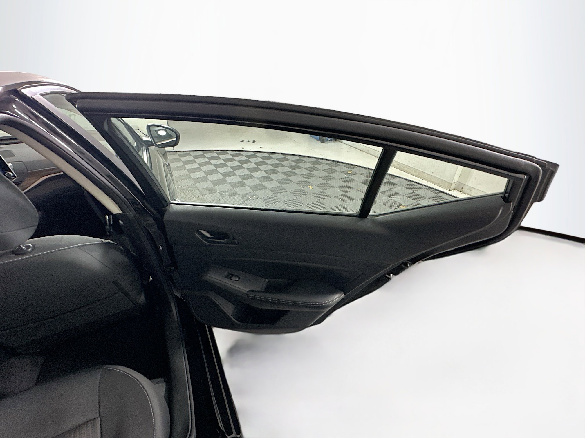 Used 2025 Nissan Altima 2.5 SV image 28