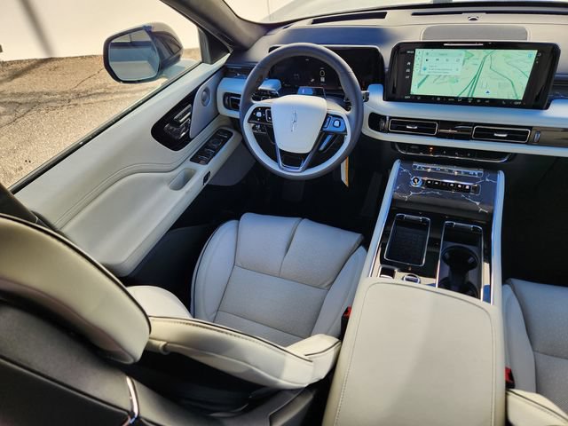New 2026 Lincoln Aviator Black Label w/ Jet Appearance Package AWD/4WD image 10