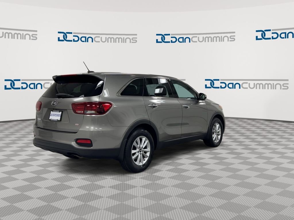Used 2019 Kia Sorento LX image 8