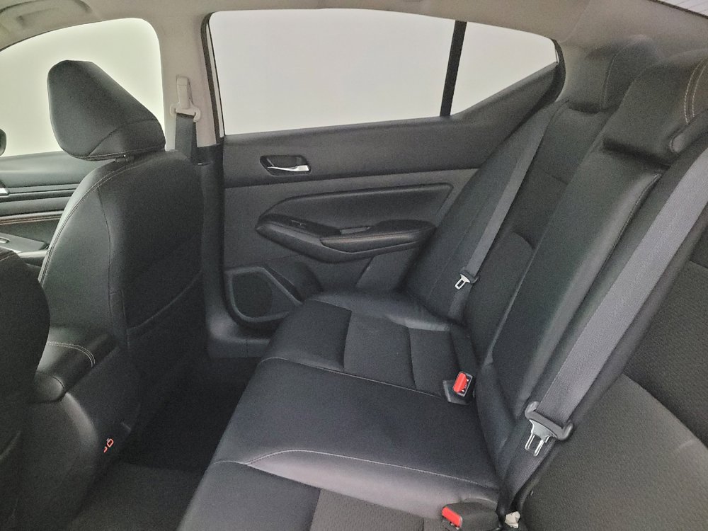 Used 2019 Nissan Altima 2.5 SR w/ SR Premium Package image 18