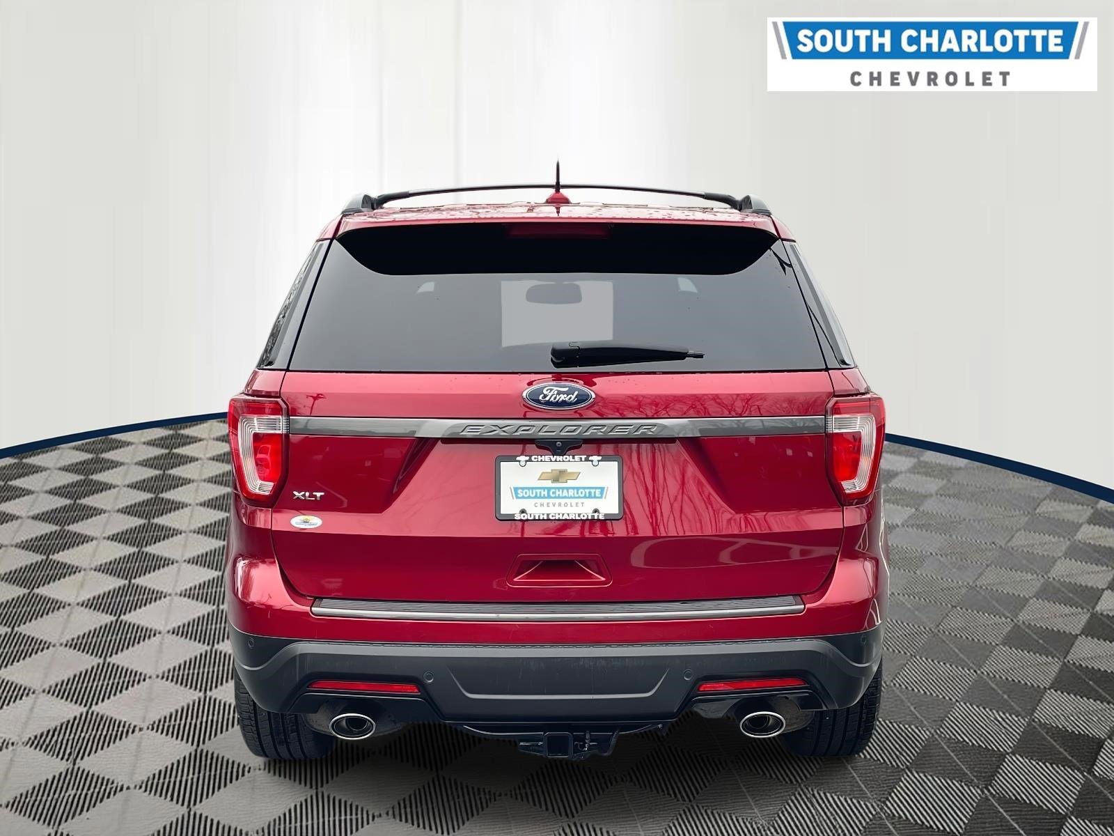 Used 2019 Ford Explorer XLT w/ Equipment Group 202A image 5