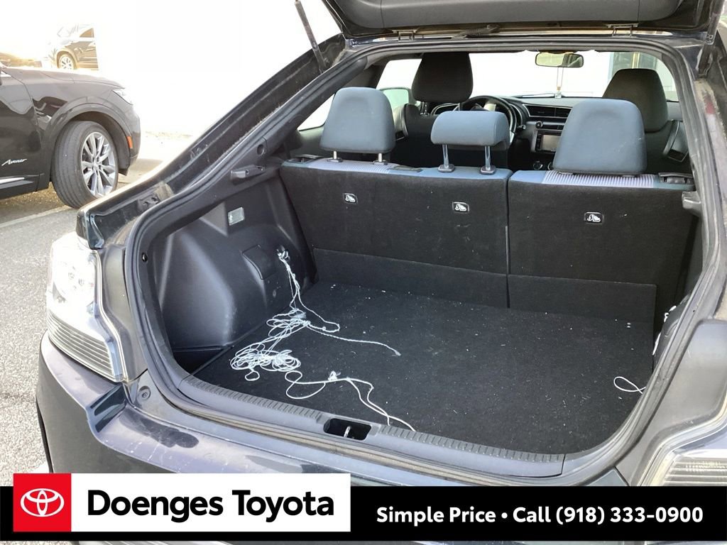 Used 2015 Scion tC image 8