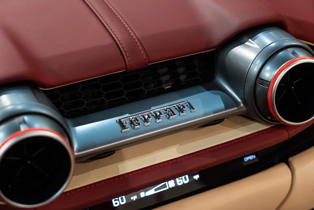 Certified 2022 Ferrari 812 GTS RWD image 34