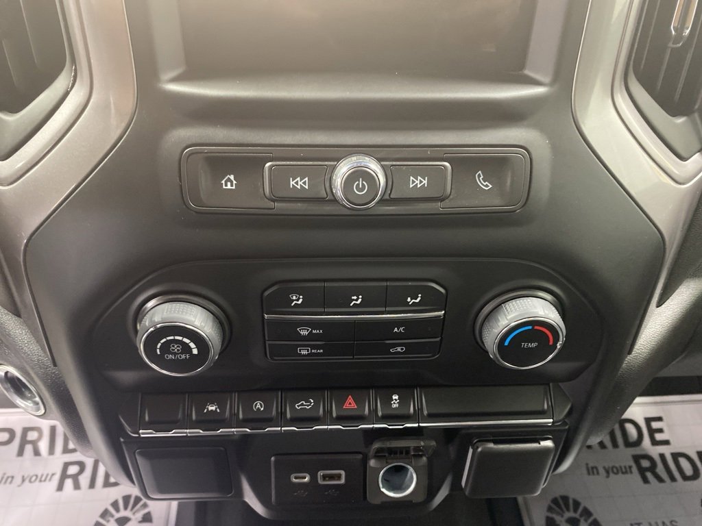 Certified 2022 Chevrolet Silverado 1500 Custom image 26