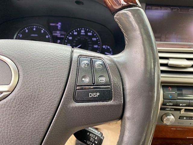 Used 2014 Lexus LS 460 AWD image 39