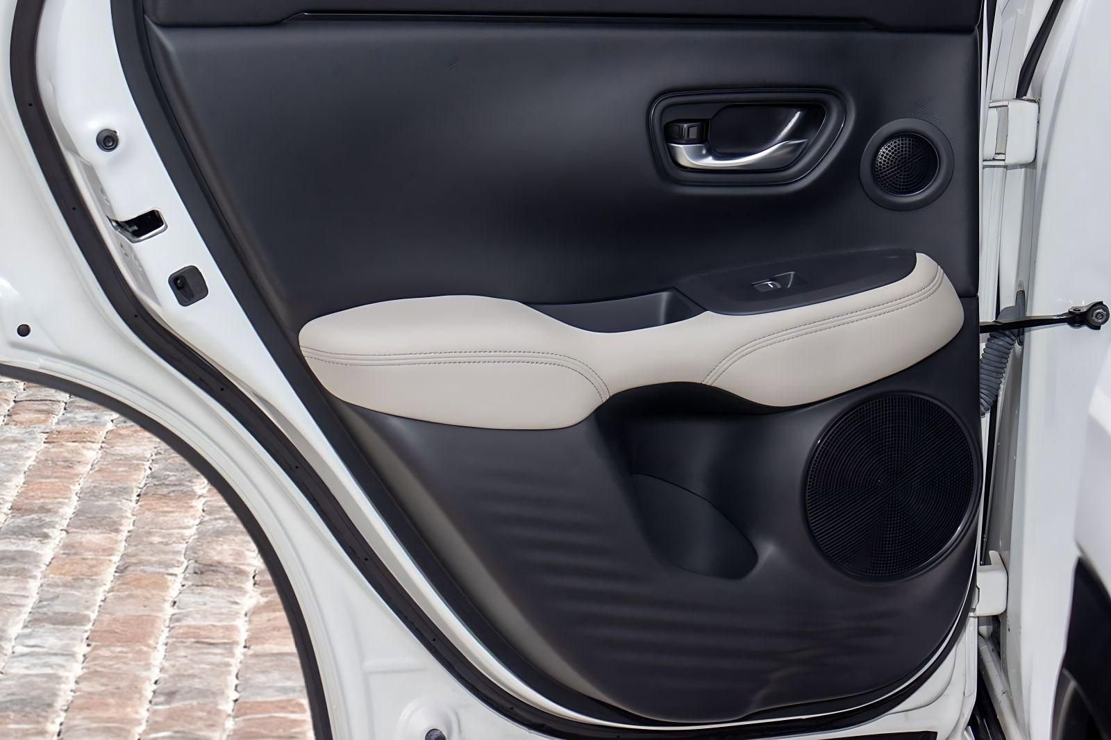 Certified 2024 Honda HR-V EX-L image 12