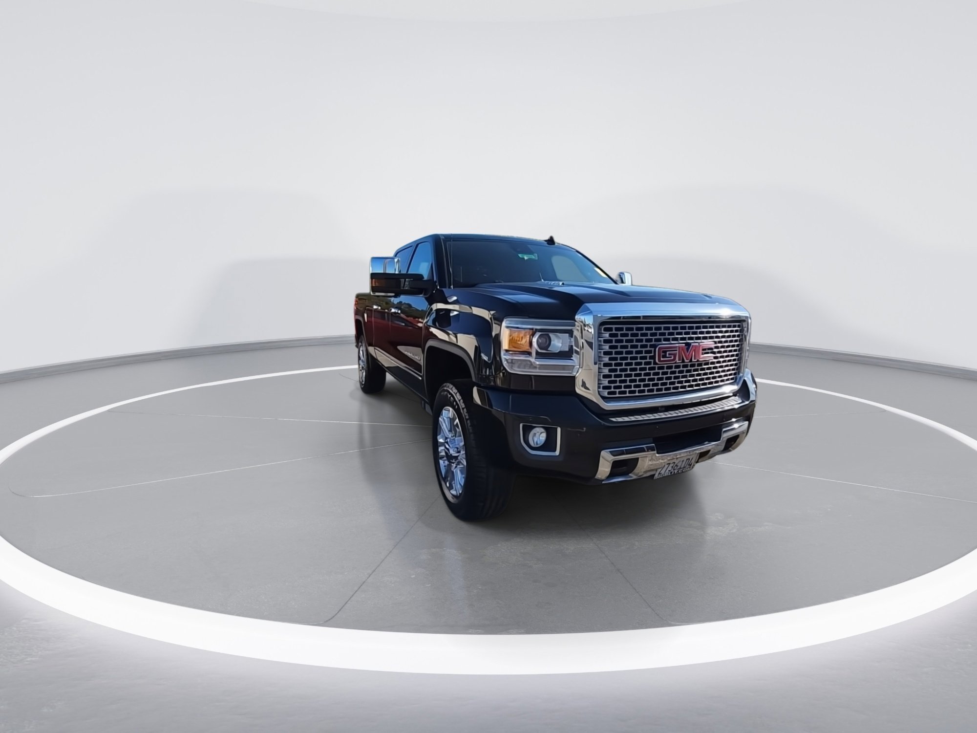 Used 2015 GMC Sierra 2500 Denali w/ Duramax Plus Package AWD/4WD image 8
