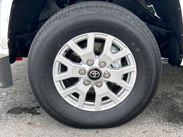 Certified 2026 Toyota Tacoma SR5 AWD/4WD image 17
