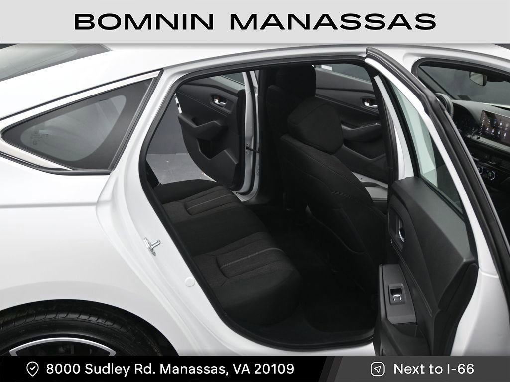 Used 2023 Honda Accord Sport image 10