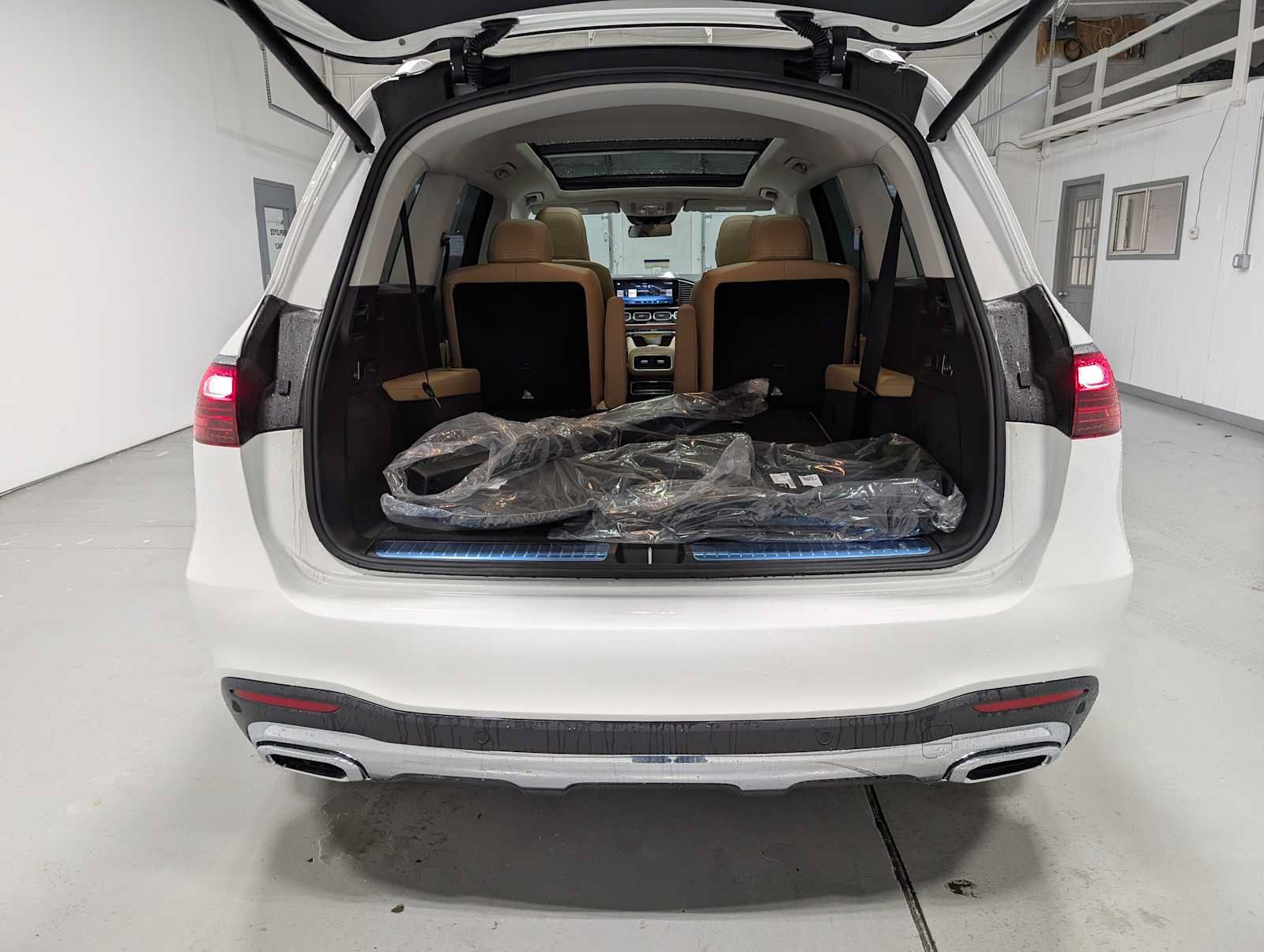 Certified 2026 Mercedes-Benz GLS 450 4MATIC image 33