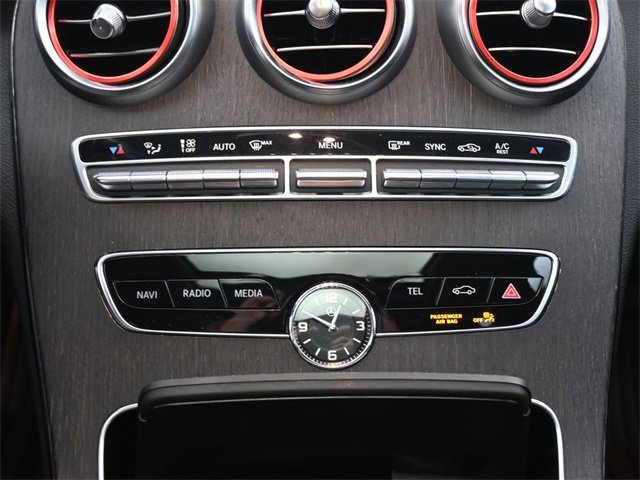 Used 2020 Mercedes-Benz C 300 Sedan image 3
