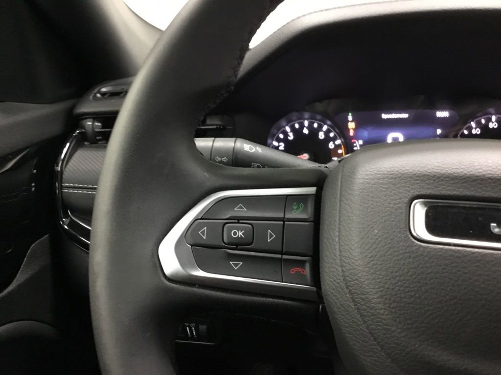 Used 2024 Jeep Compass Latitude w/ Altitude Special Edition image 33