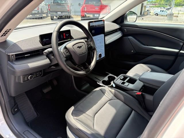 New 2025 Ford Mustang Mach-E Premium image 12