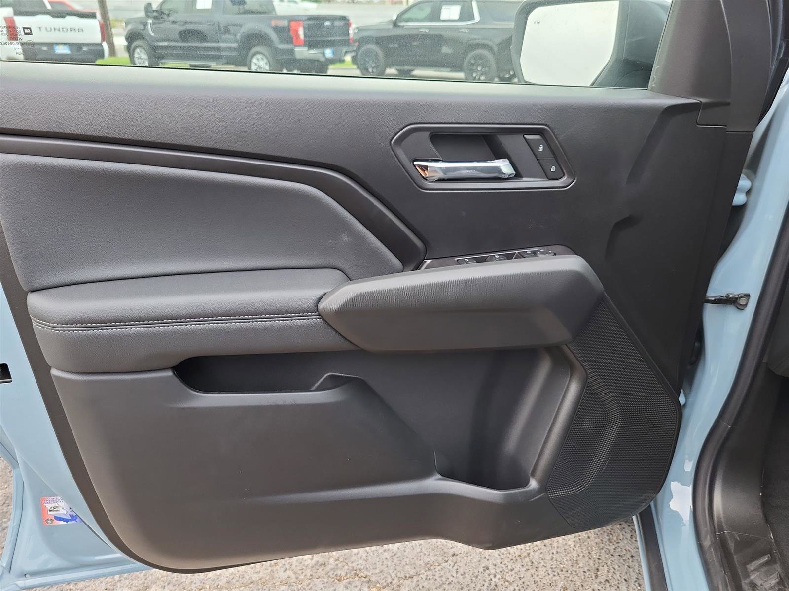 New 2025 Chevrolet Colorado LT w/ LPO, Tailgate Decal Package image 21