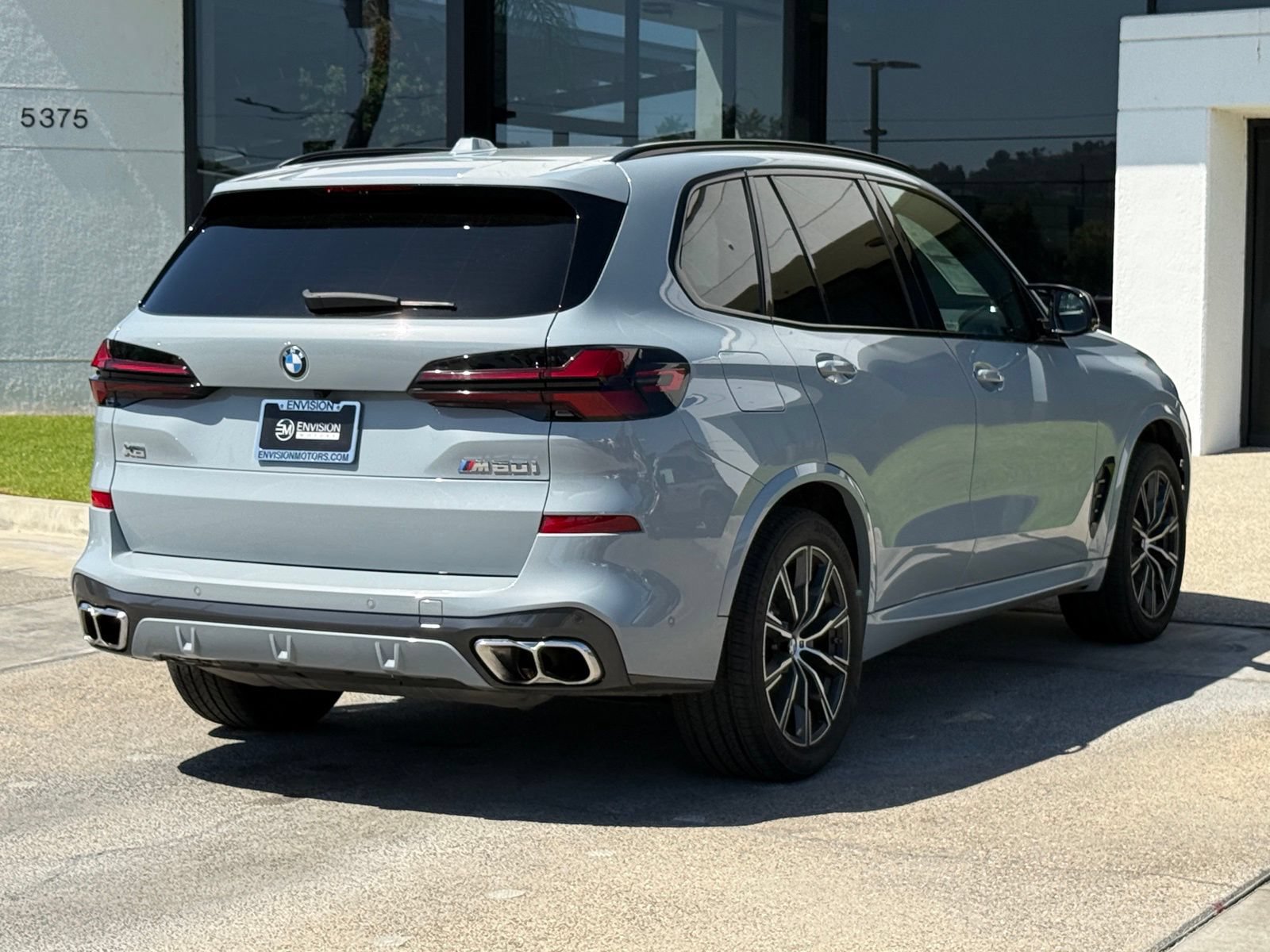 Used 2025 BMW X5 M60i AWD/4WD image 15
