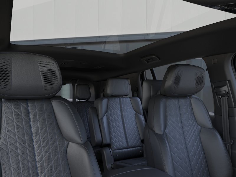 New 2026 Cadillac Escalade IQ Sport 1 w/ LPO, ONYX Package AWD/4WD image 25