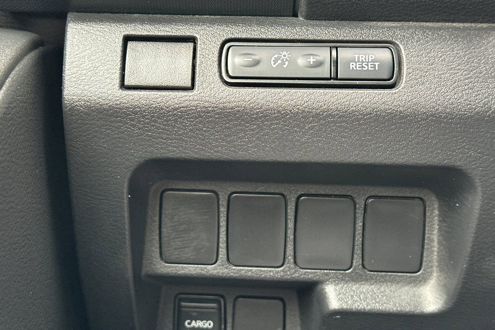 Used 2023 Nissan Frontier SV w/ Tow Package image 34