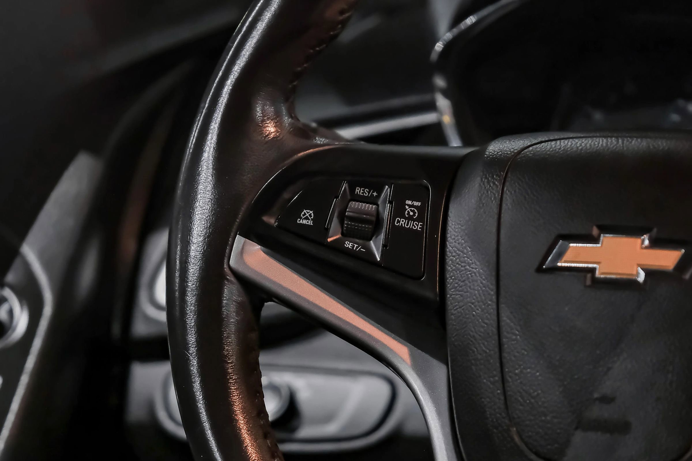 Used 2022 Chevrolet Trax LT w/ LT Convenience Package image 14
