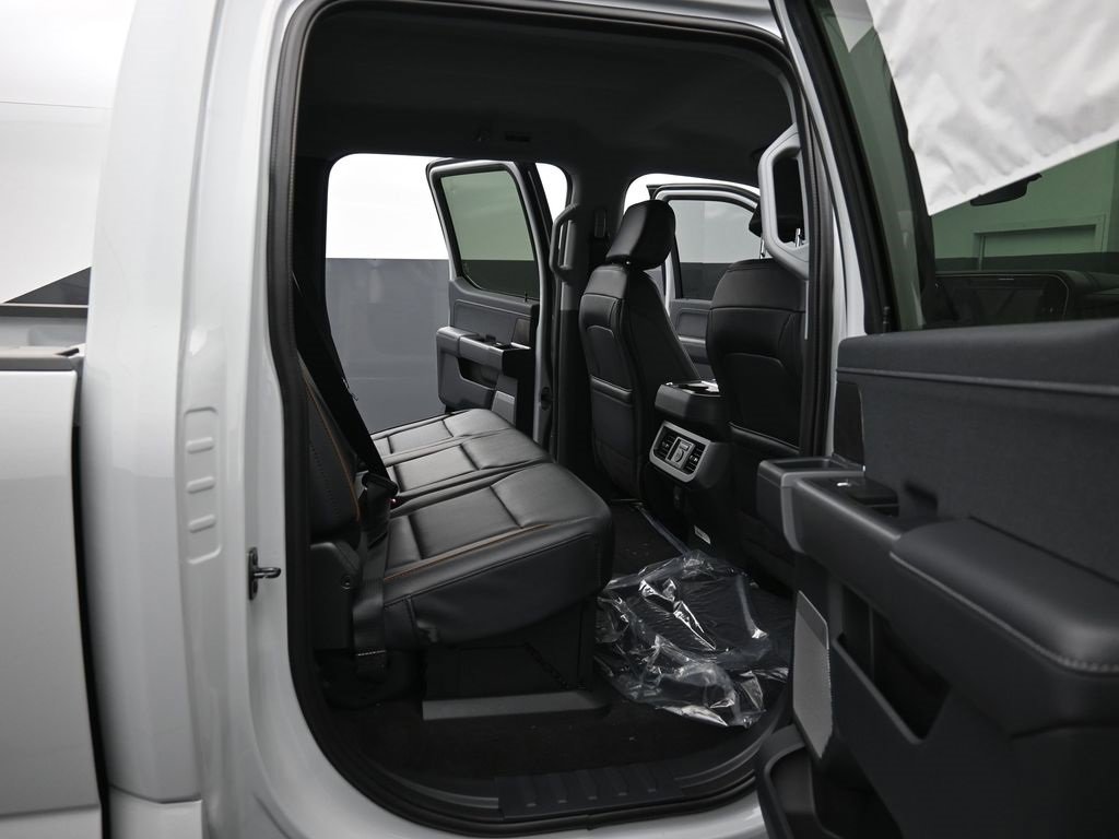 New 2026 Ford F250 Lariat w/ Chrome Package image 21