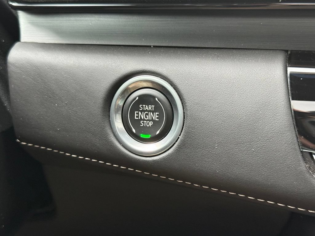 Used 2021 Cadillac Escalade ESV Sport Platinum AWD/4WD image 34