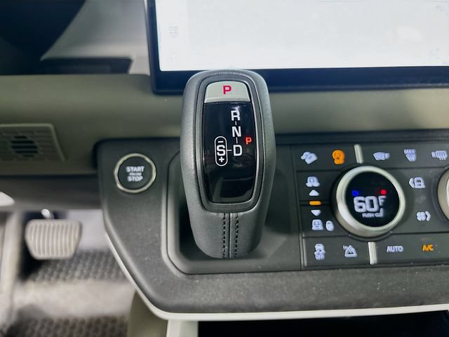 New 2025 Land Rover Defender 110 S AWD/4WD image 18