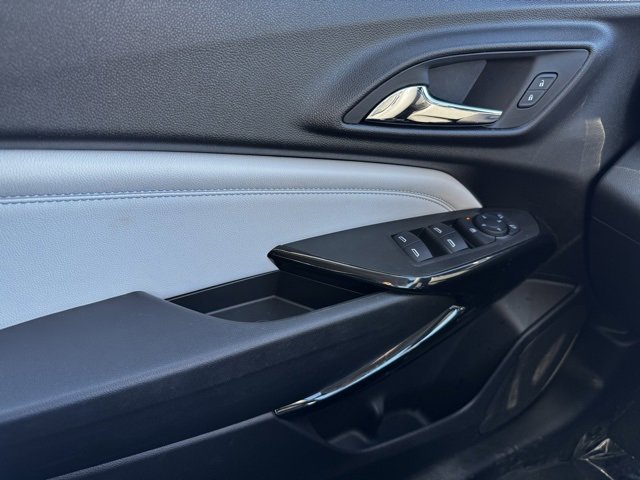 Used 2025 Chevrolet Trax LT image 29