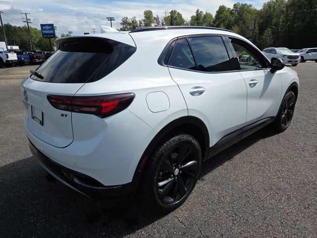 Used 2021 Buick Envision Essence w/ Sport Touring Package AWD/4WD image 29
