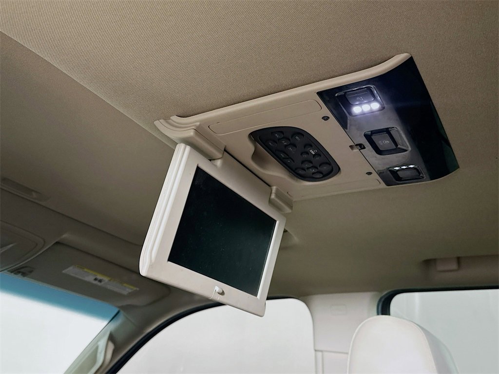 Used 2017 GMC Yukon Denali w/ Open Road Package image 22