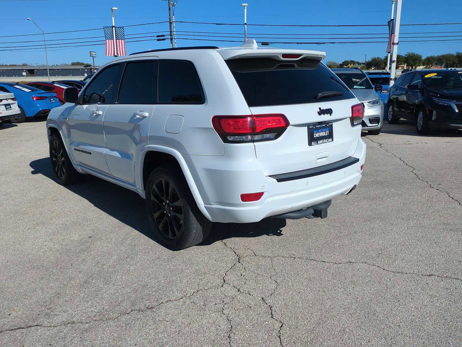 Used 2018 Jeep Grand Cherokee Altitude image 6