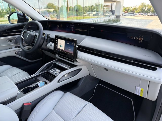 New 2026 Lincoln Nautilus Reserve AWD/4WD image 19
