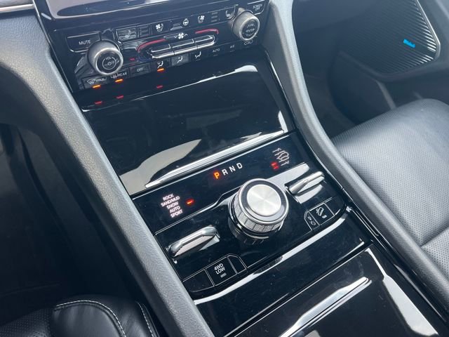 Used 2023 Jeep Grand Cherokee Overland w/ Luxury Tech Group IV image 29