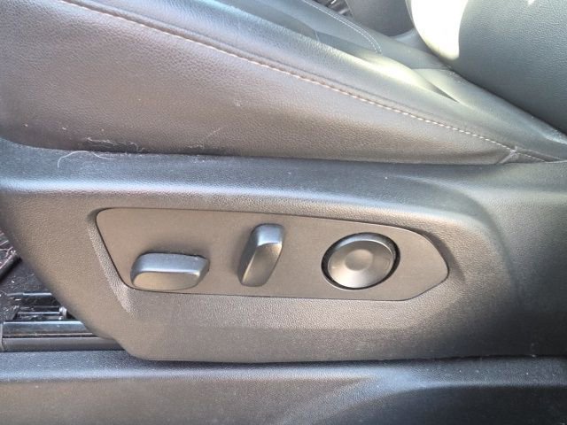 Used 2022 Chevrolet Tahoe Z71 w/ Z71 Off-Road Package image 29