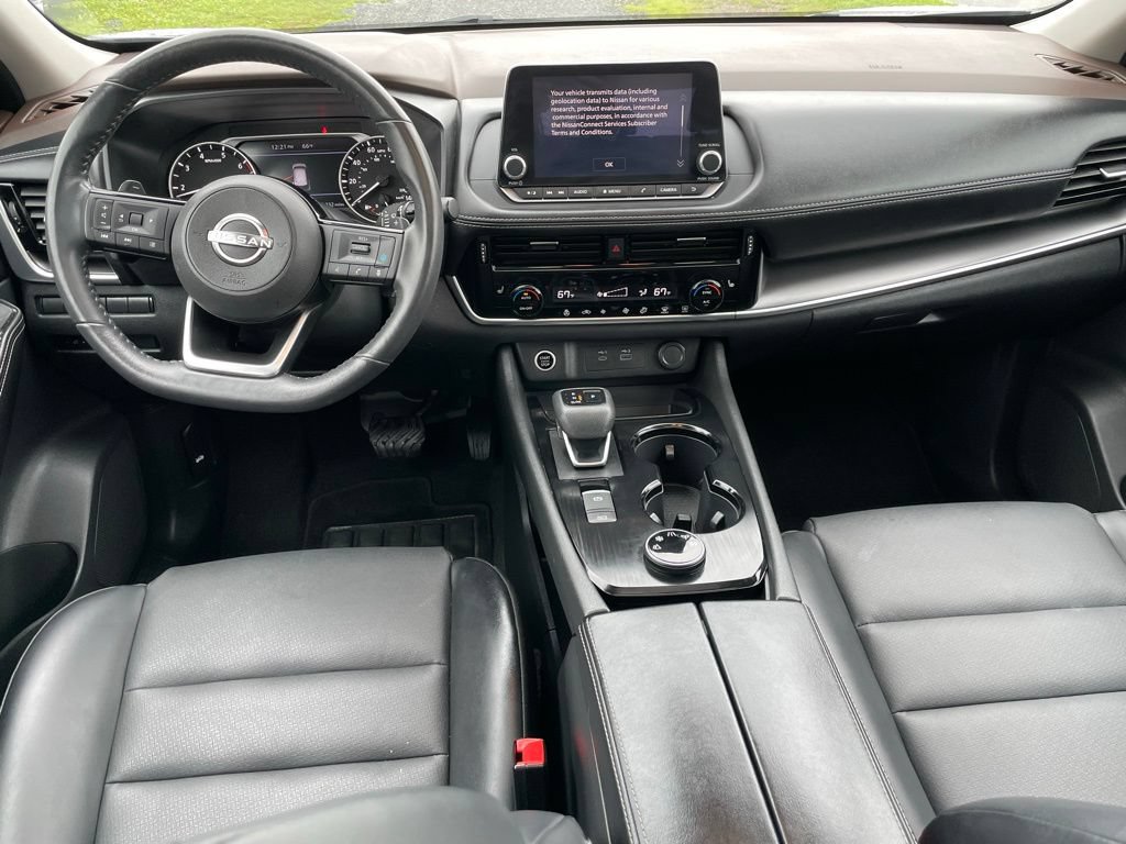 Certified 2023 Nissan Rogue SV w/ SV Premium B Package AWD/4WD image 14