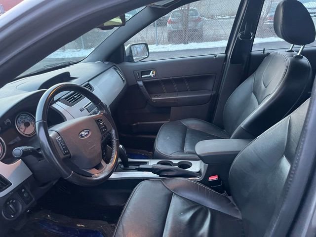 Used 2009 Ford Focus SEL image 11