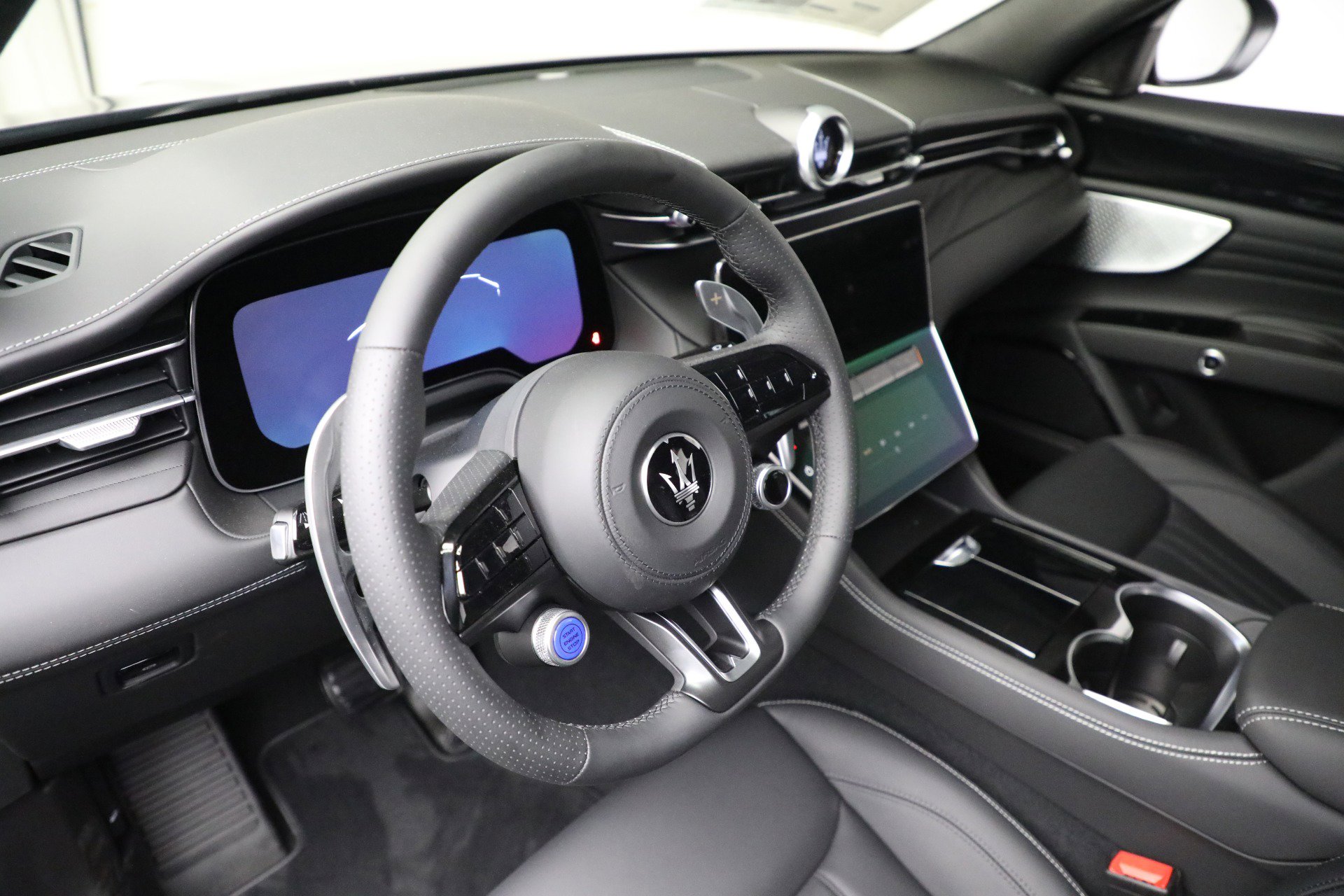 New 2024 Maserati Grecale GT image 25