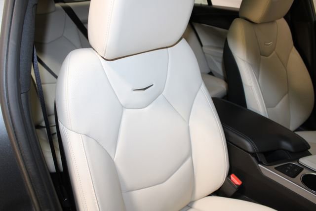 Used 2020 Cadillac CT4 Premium Luxury AWD/4WD image 29