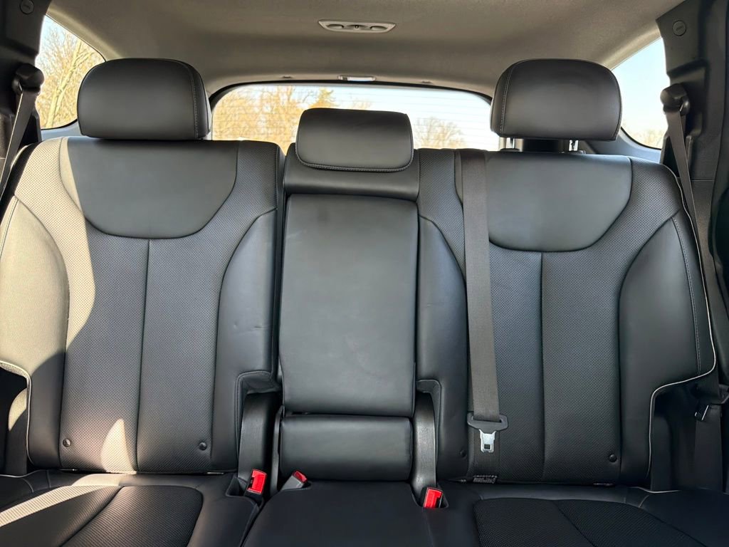Used 2022 Hyundai Santa Fe Limited image 39