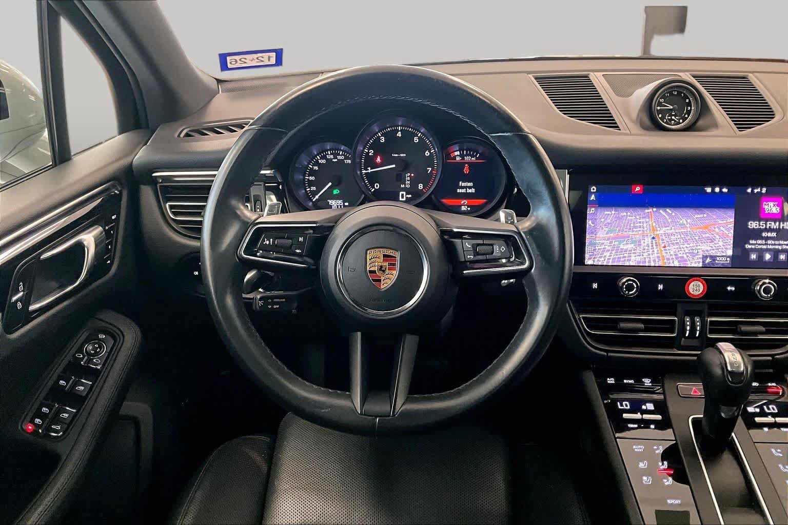 Used 2022 Porsche Macan AWD/4WD image 16