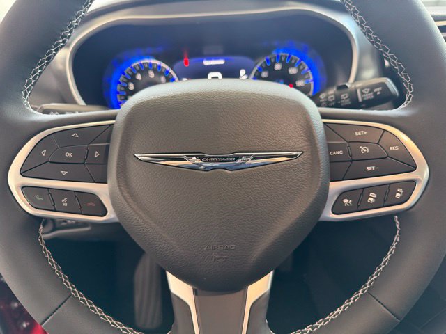 New 2026 Chrysler Pacifica Select AWD/4WD image 15