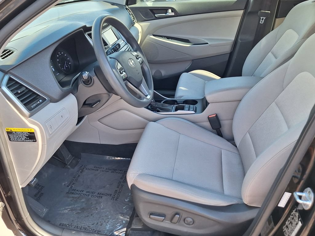 Used 2017 Hyundai Tucson SE w/ SE Popular Package 02 FWD image 9