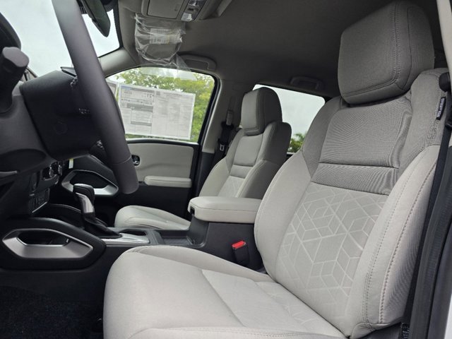 New 2025 Nissan Frontier SV w/ SV Convenience Package image 10