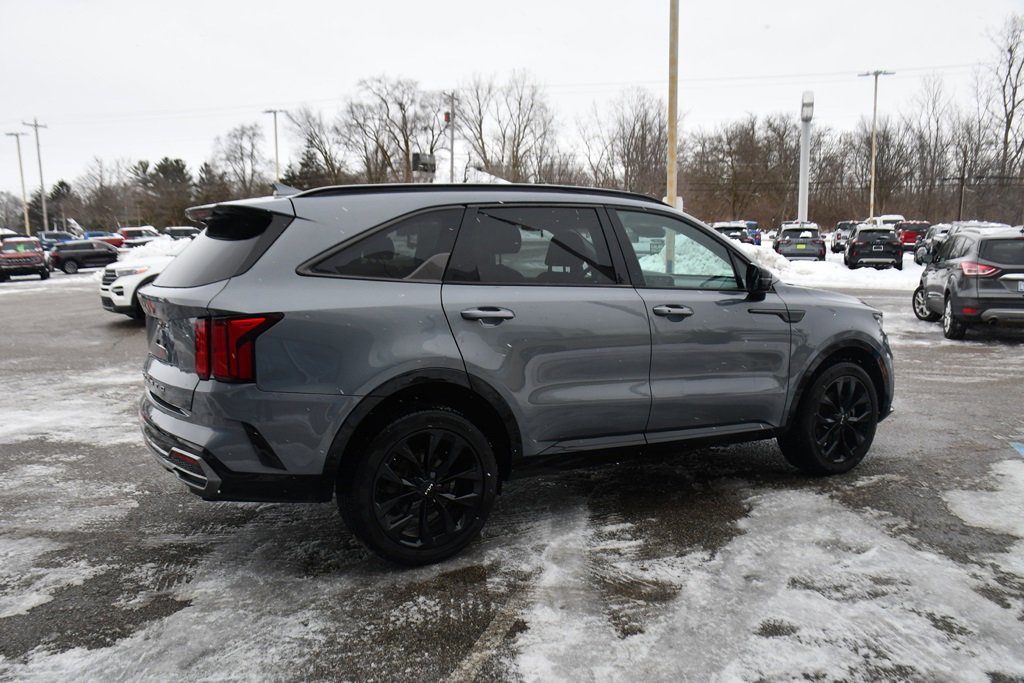 Used 2022 Kia Sorento SX image 7